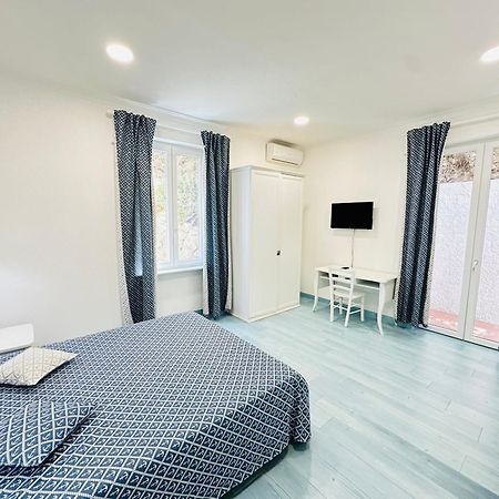 Sky Ponza - Immobilevante Экстерьер фото