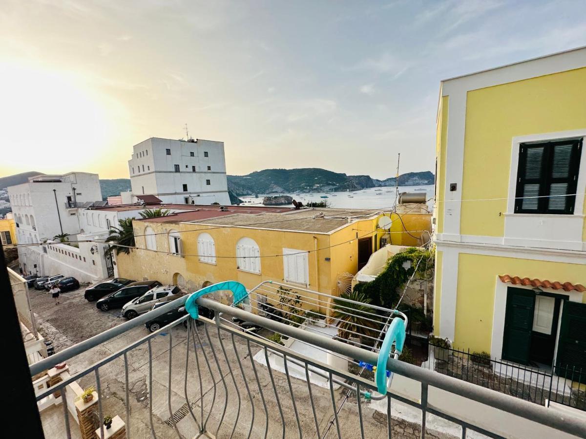 Sky Ponza - Immobilevante Экстерьер фото