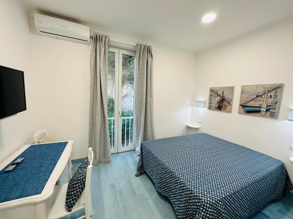 Sky Ponza - Immobilevante Экстерьер фото