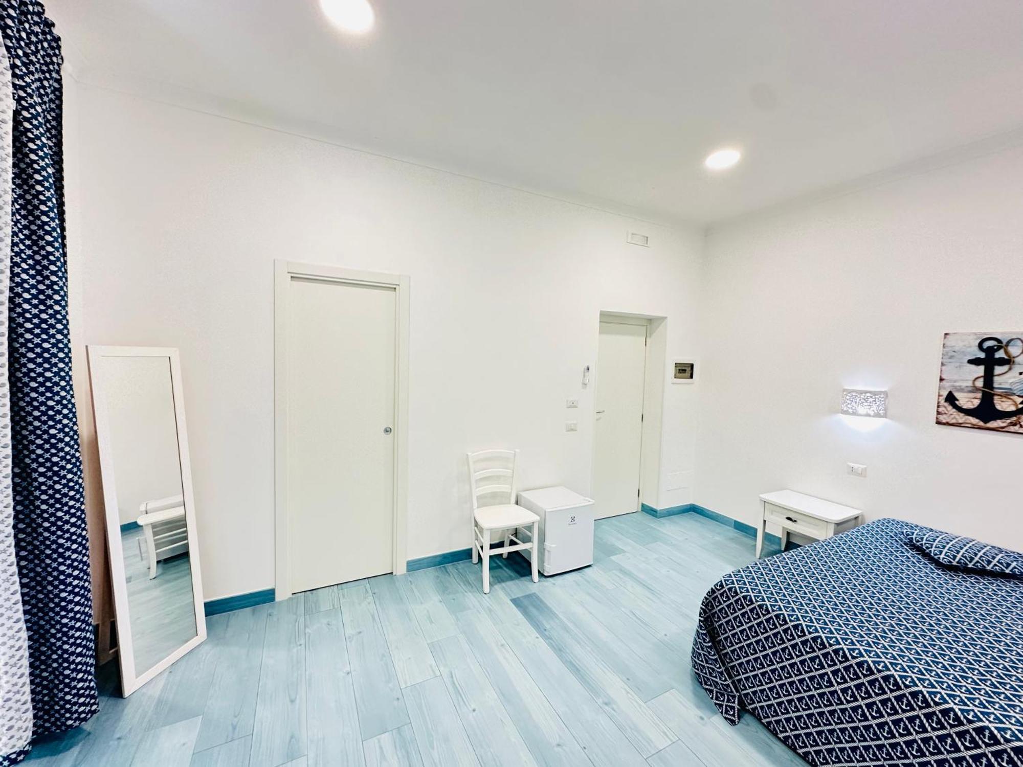 Sky Ponza - Immobilevante Экстерьер фото